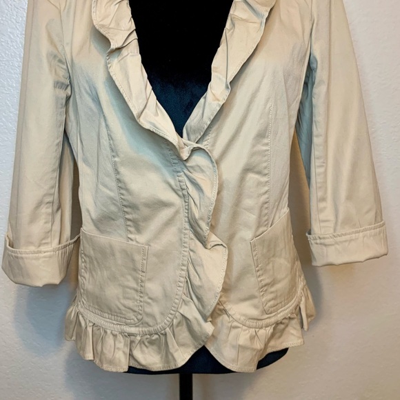 Talbots Ruffle Trim Blazer Short Waisted Tan Size 10 Petite - Picture 3 of 11